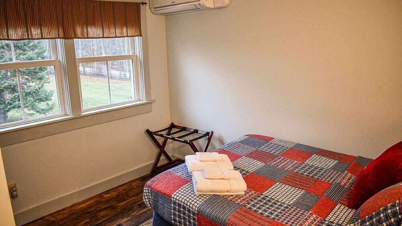 Photo of Bedroom in Goshen
