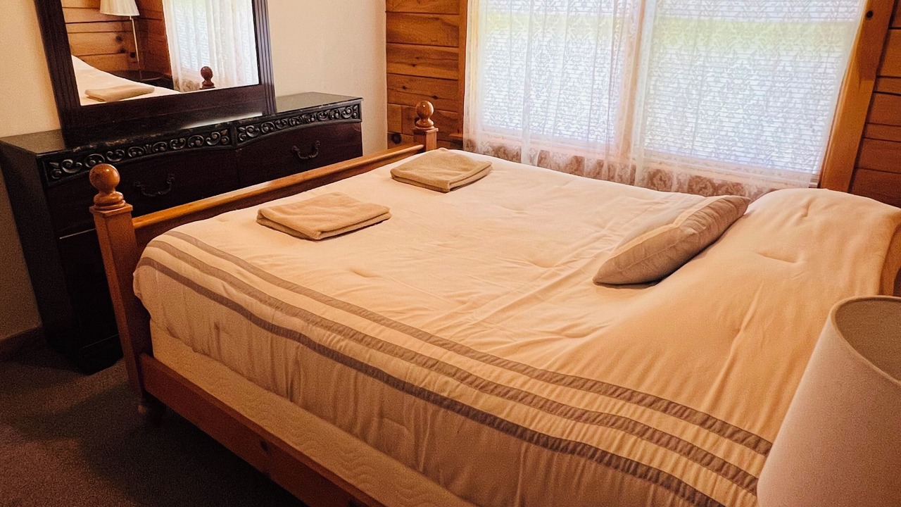 Photo of Bedroom in Johnsburg