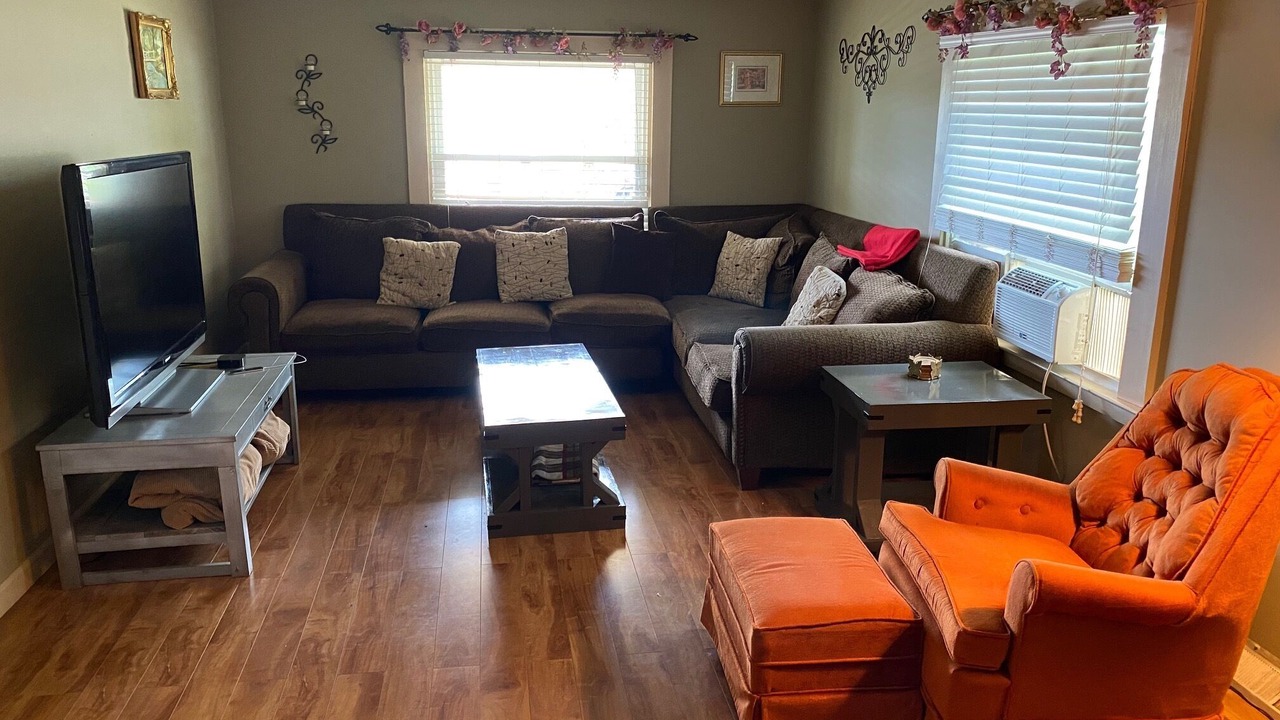Photo of Livingroom in Conesus