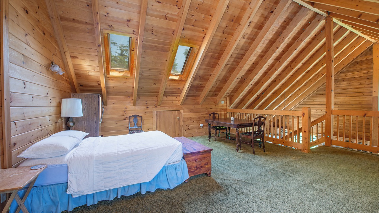 Photo of Bedroom in Harpswell