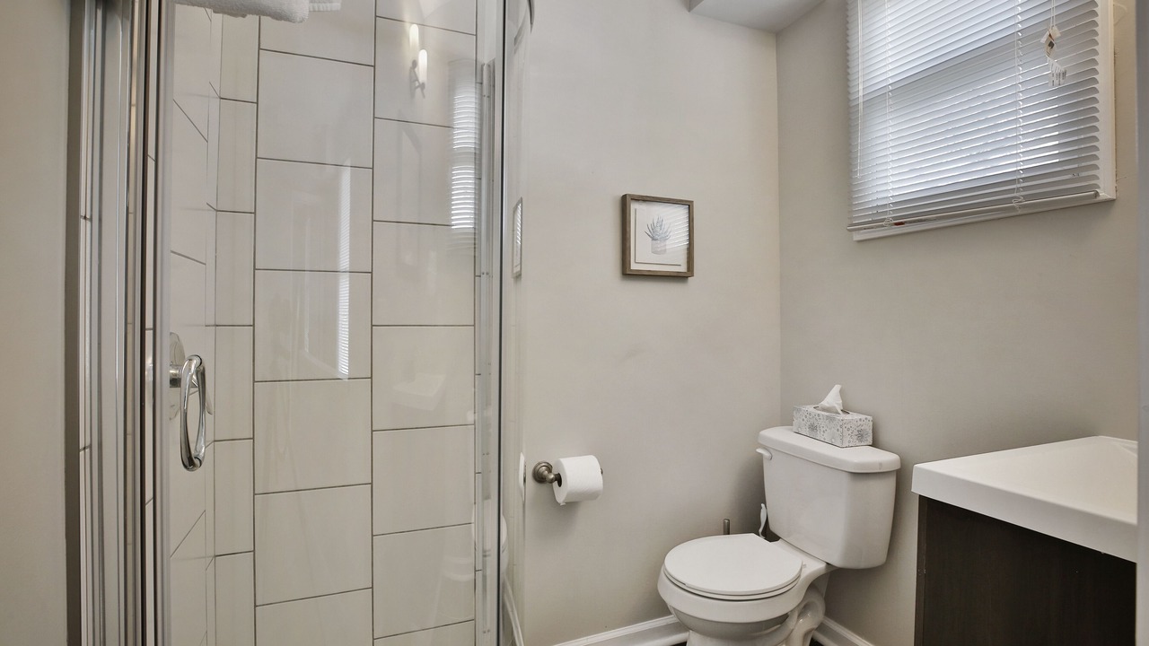 Photo of Bathroom in Old North Columbus