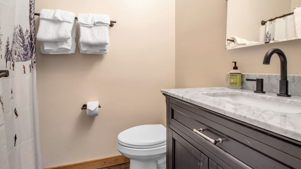 Photo of Bathroom in Ellicottville