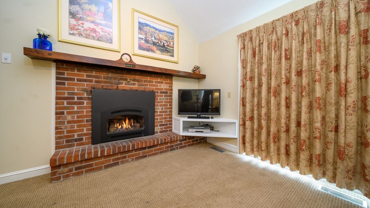 Photo of Livingroom in Stowe Area