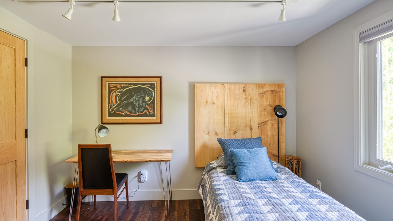Photo of Bedroom in Burlington