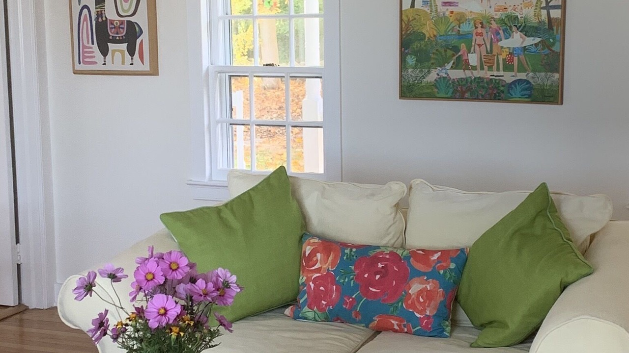 Photo of Livingroom in Wilton