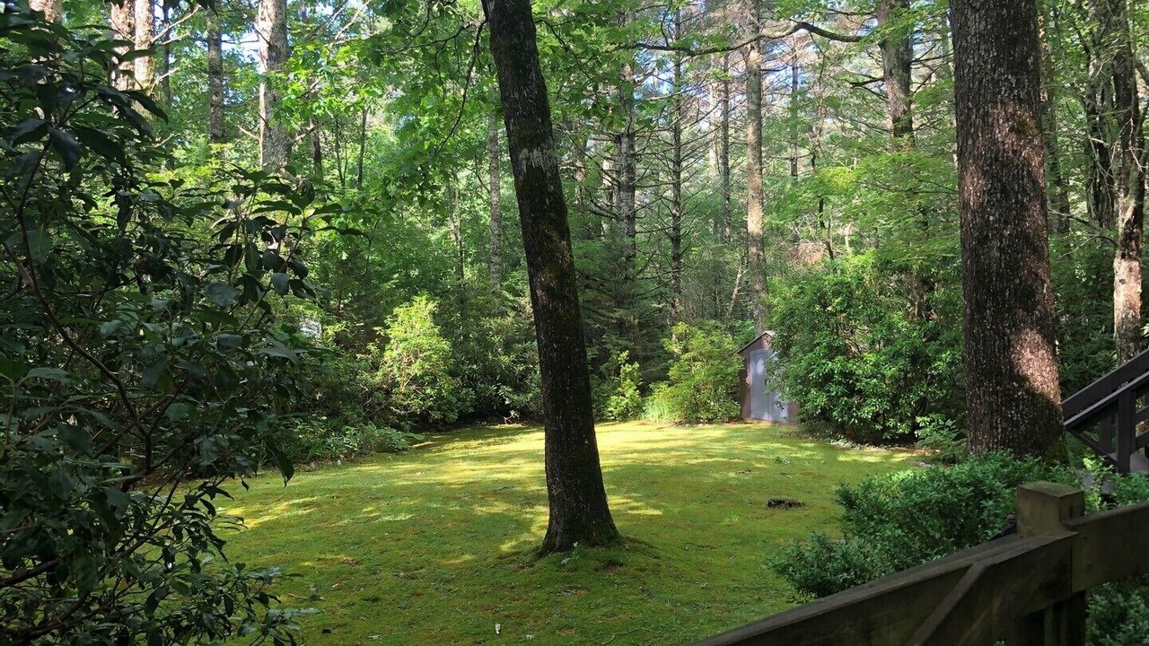 Photo of Others in Highlands Hills