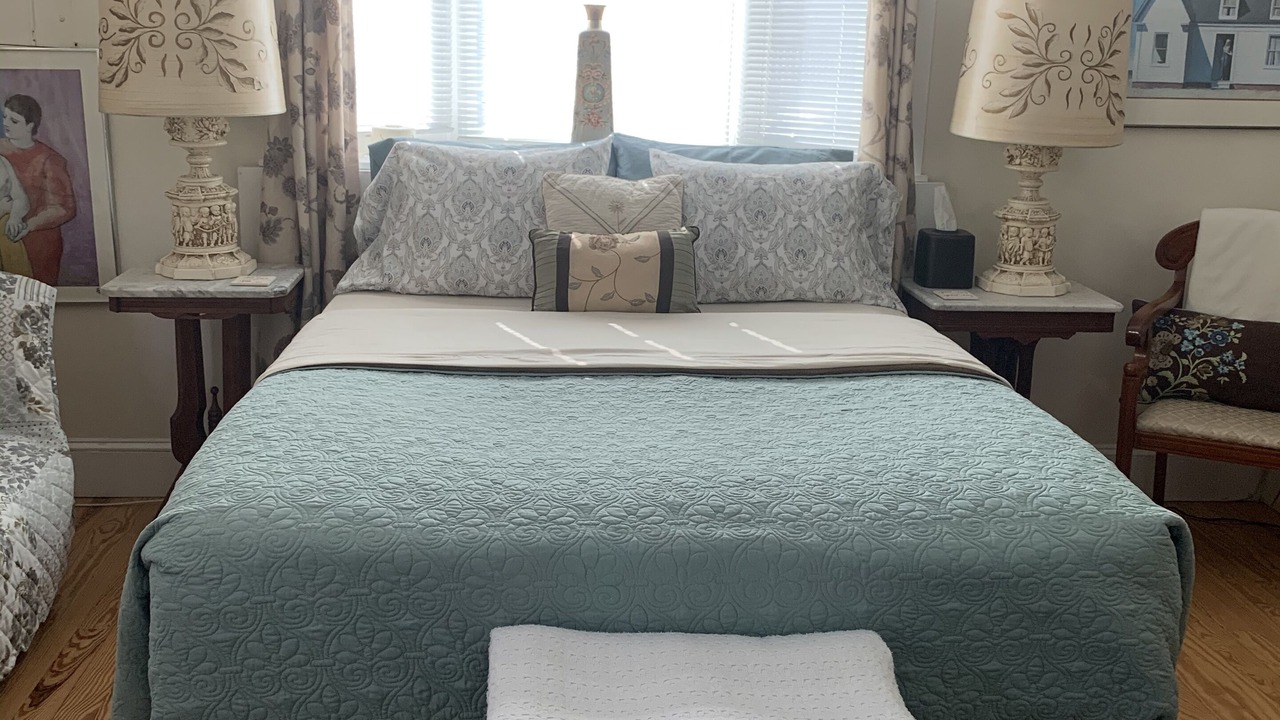 Photo of Bedroom in Berkeley Springs