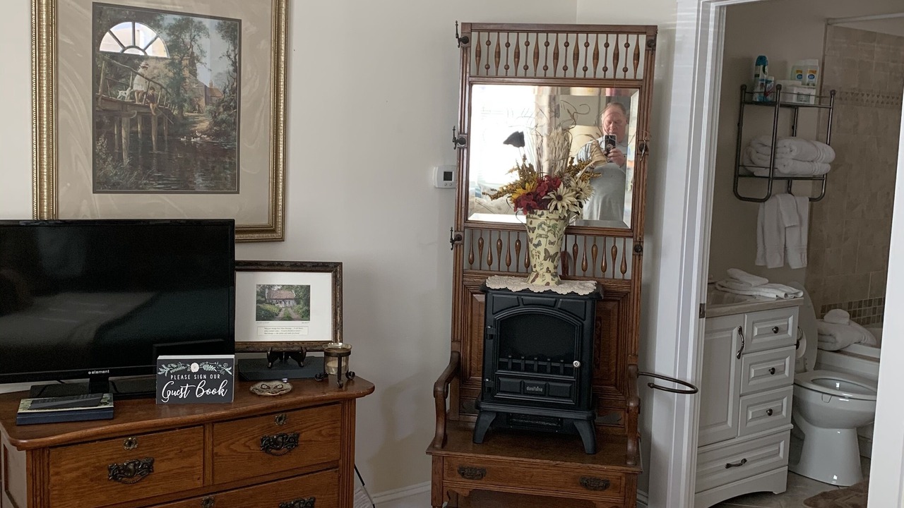 Photo of Bedroom in Berkeley Springs