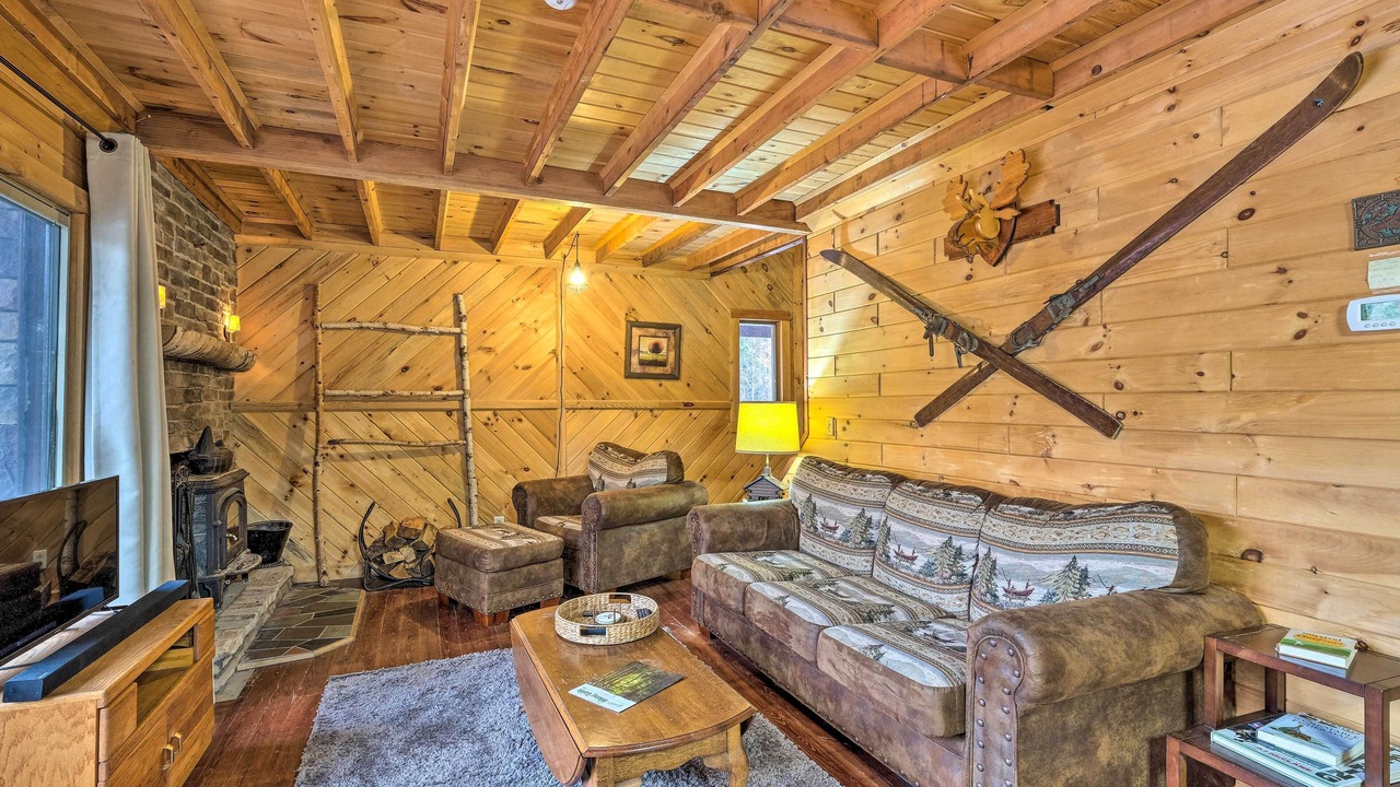 Photo of Livingroom in Johnsburg