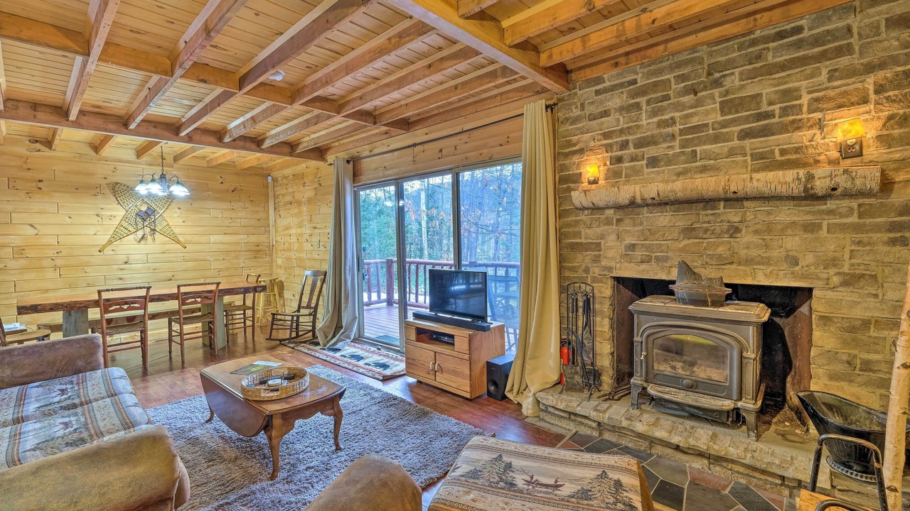 Photo of Livingroom in Johnsburg