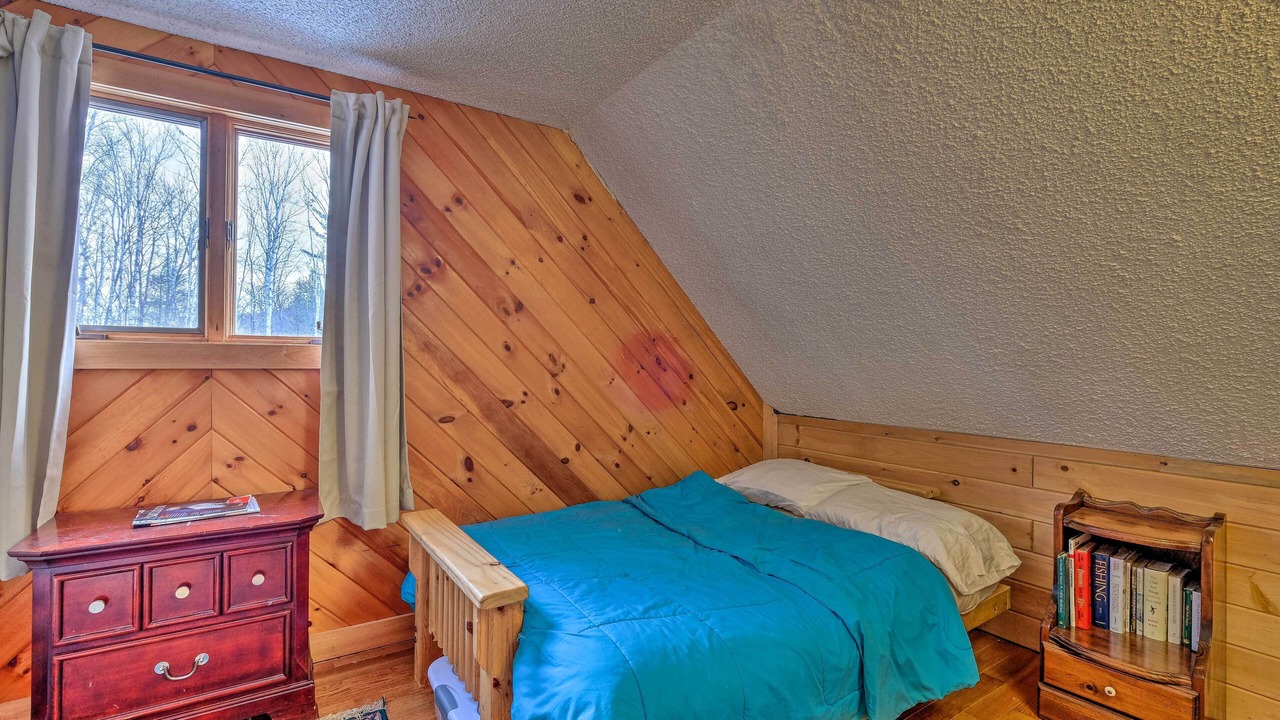 Photo of Bedroom in Johnsburg