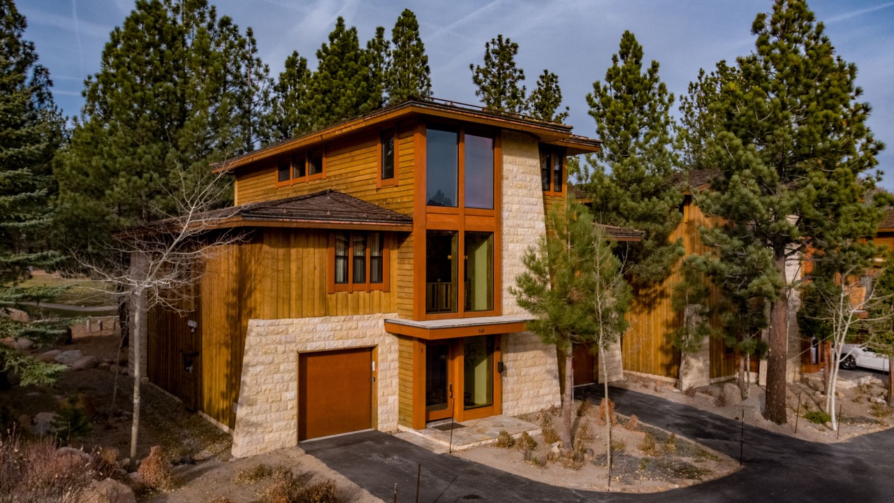 Photo of Outdoor in Mammoth Lakes