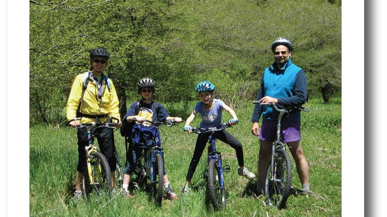 Photo of Others in Victor
