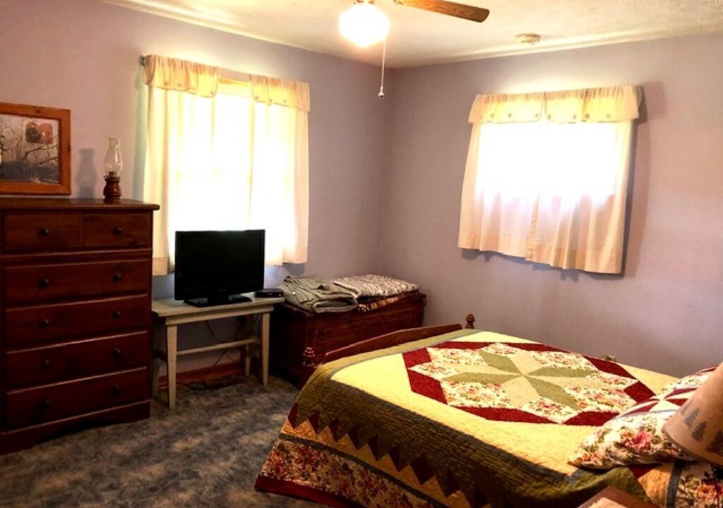 Photo of Bedroom in Glenhayes
