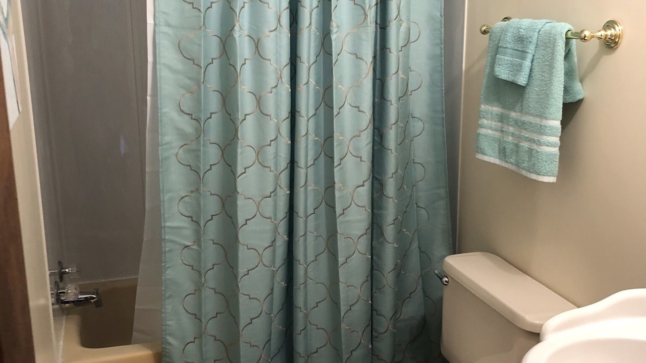 Photo of Bathroom in Luray