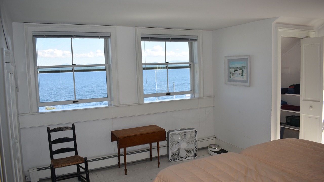 Photo of Bedroom in Moriah Center