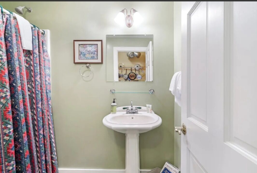 Photo of Bathroom in Proctorsville