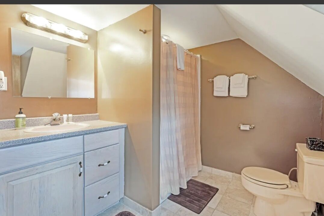 Photo of Bathroom in Proctorsville
