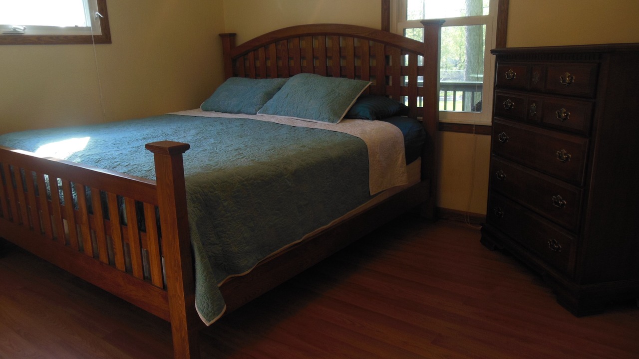 Photo of Bedroom in Lake Erie Beach