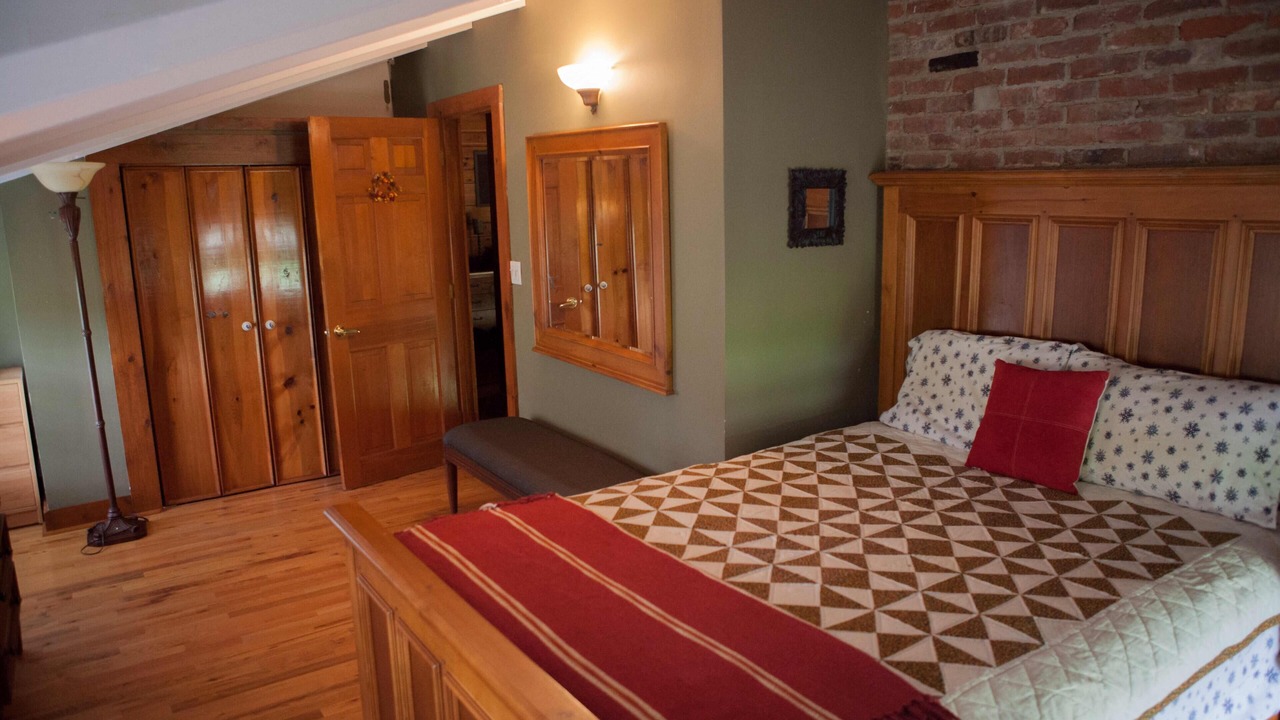 Photo of Bedroom in Warrenton