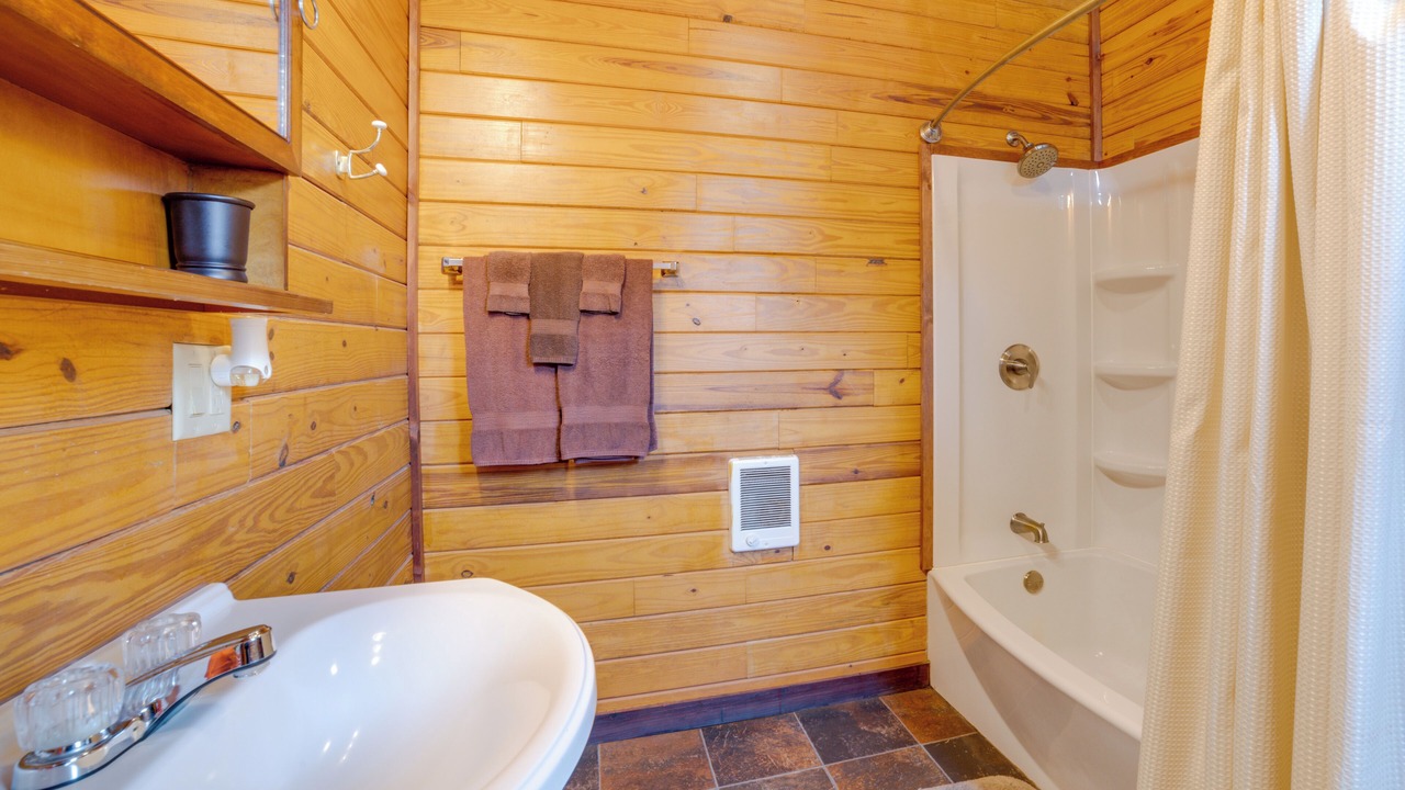 Photo of Bathroom in Hancock