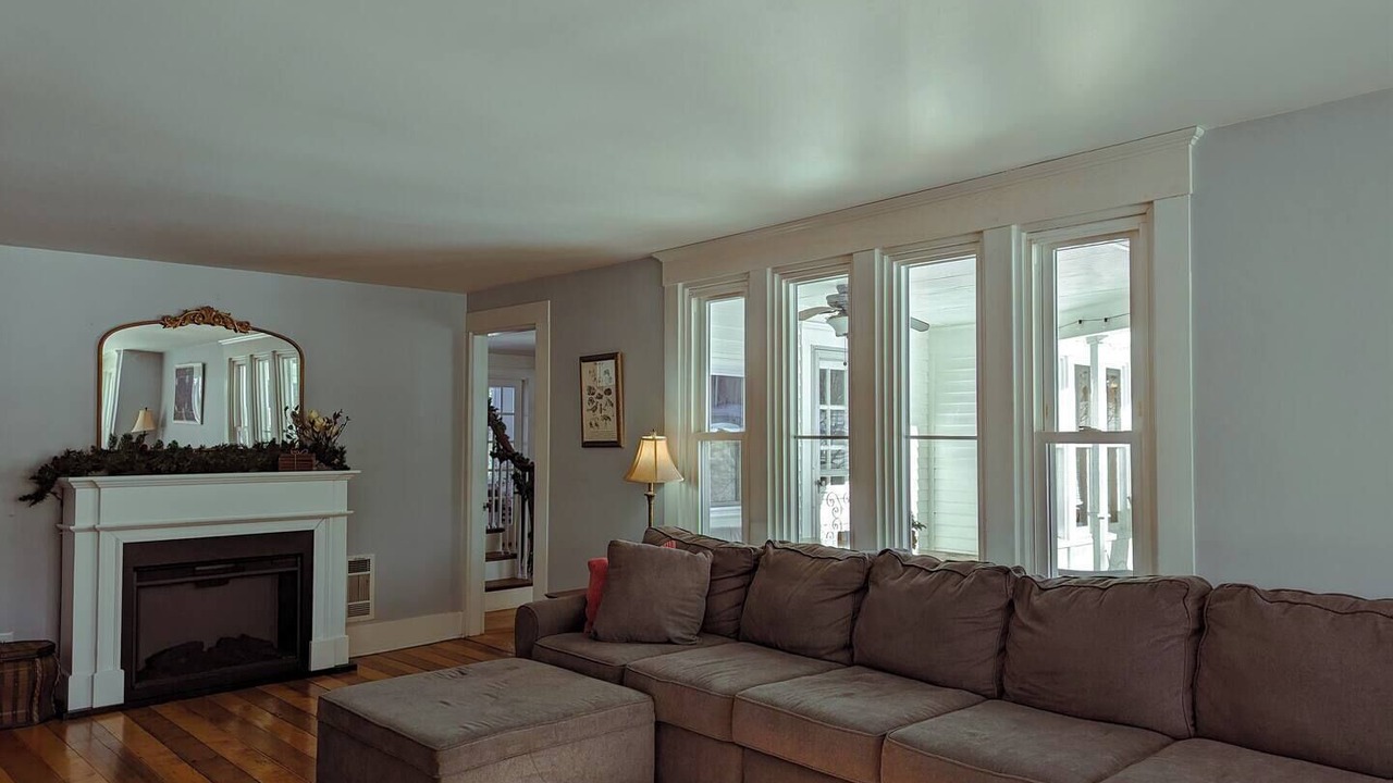 Photo of Livingroom in Parsonsfield