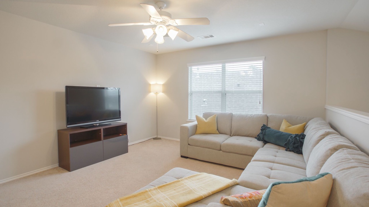 Photo of Livingroom in Indian Springs