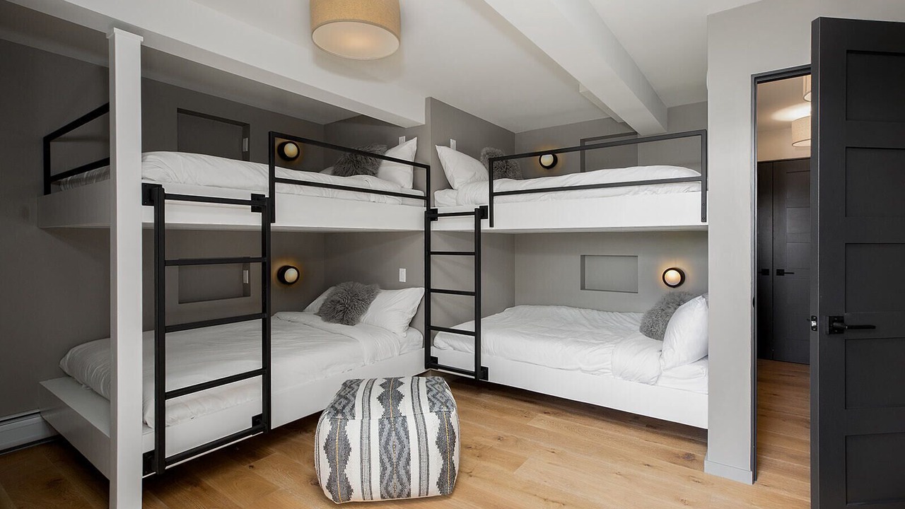 Photo of Bedroom in Warren