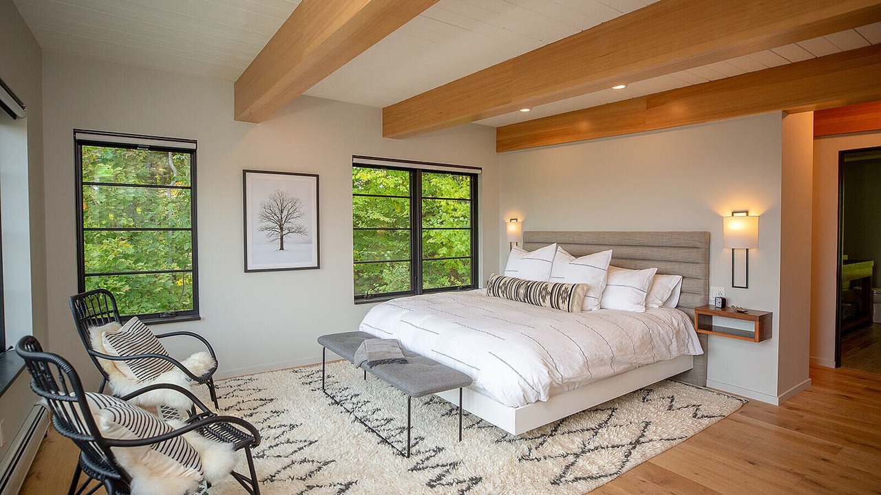 Photo of Bedroom in Warren