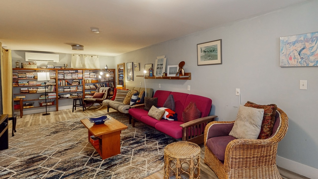 Photo of Livingroom in North Truro