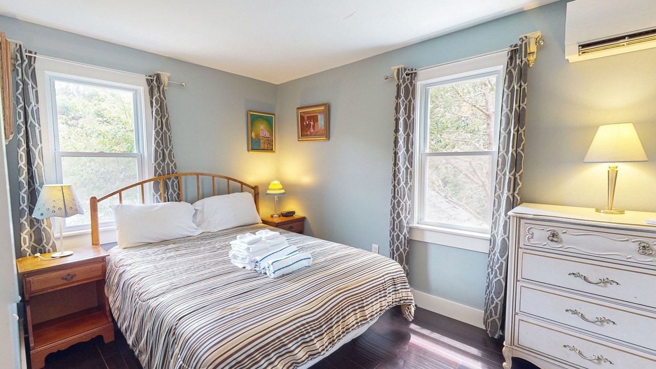 Photo of Bedroom in North Truro