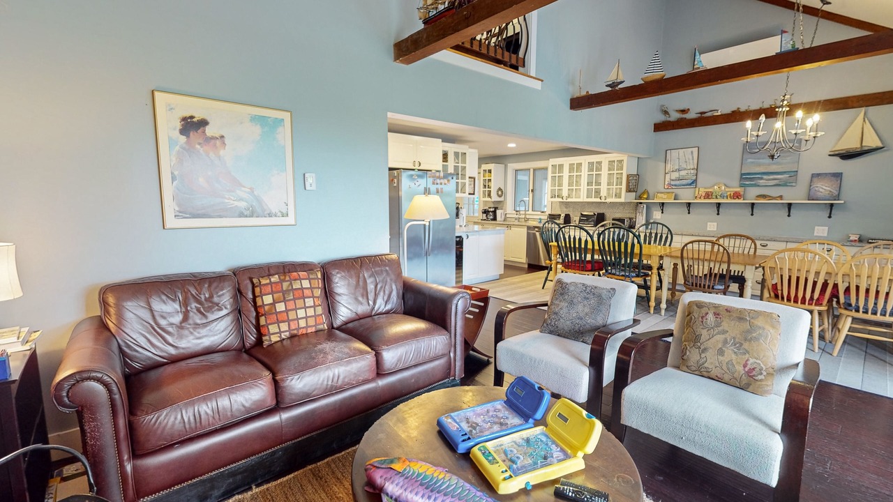 Photo of Livingroom in North Truro