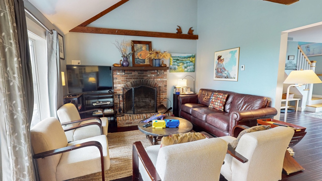 Photo of Livingroom in North Truro