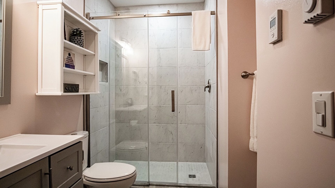 Photo of Bathroom in Snowshoe