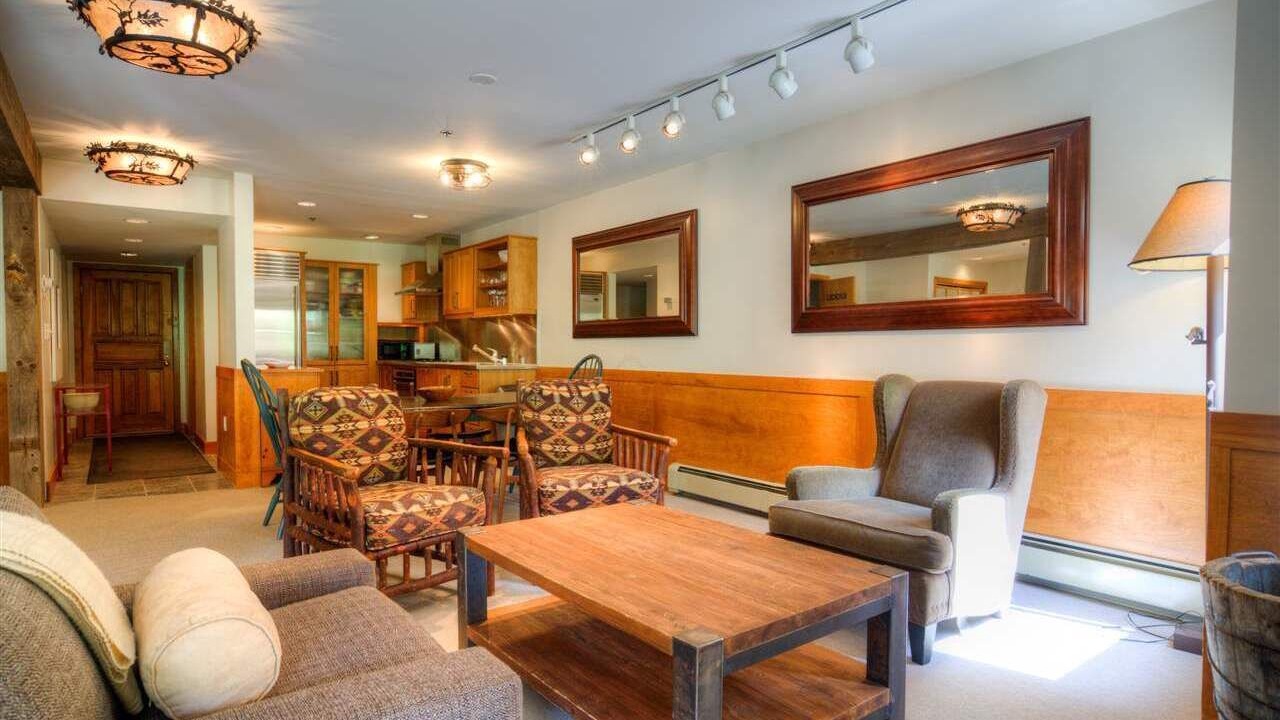 Photo of Livingroom in Stratton Mountain