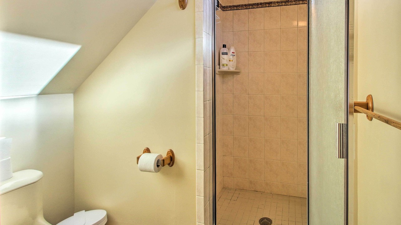Photo of Bathroom in Birch Hill