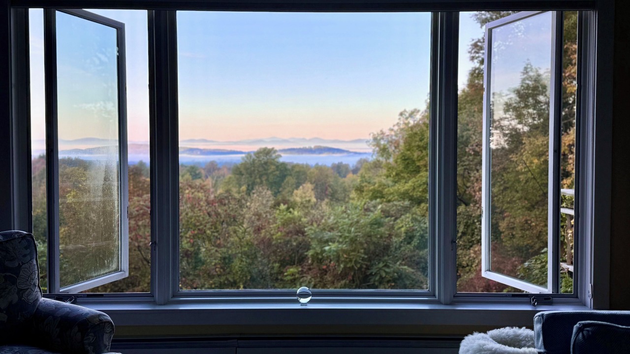 Photo of Bedroom in Middlebury - Warren