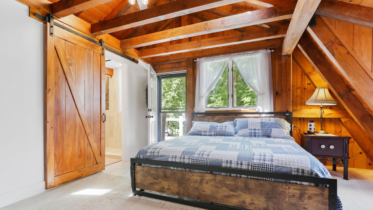 Photo of Bedroom in Canandaigua