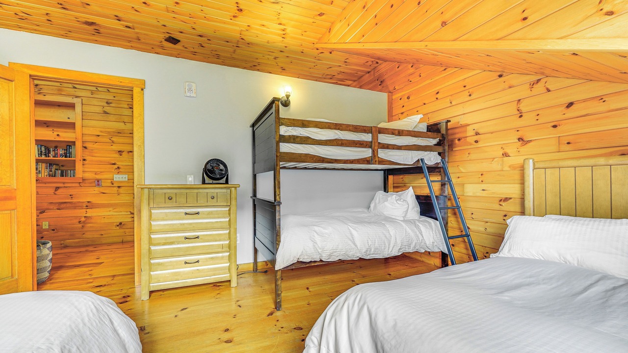 Photo of Bedroom in Bridgewater Corners