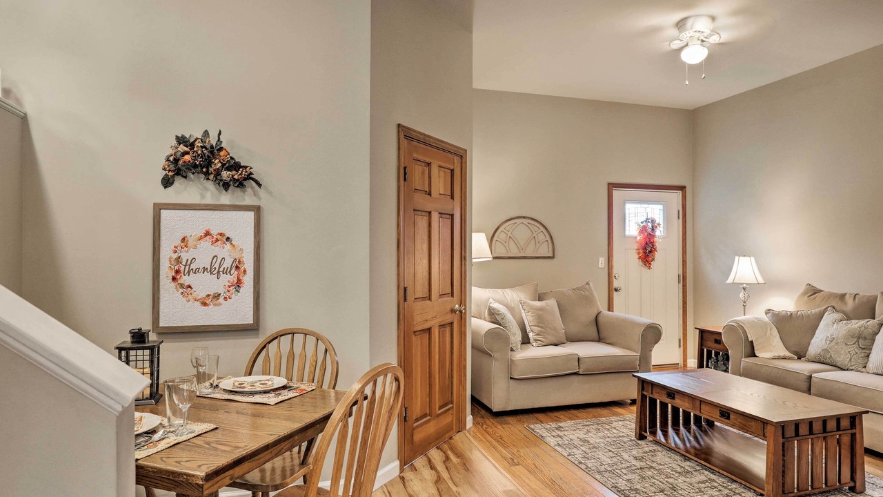 Photo of Livingroom in Ovid