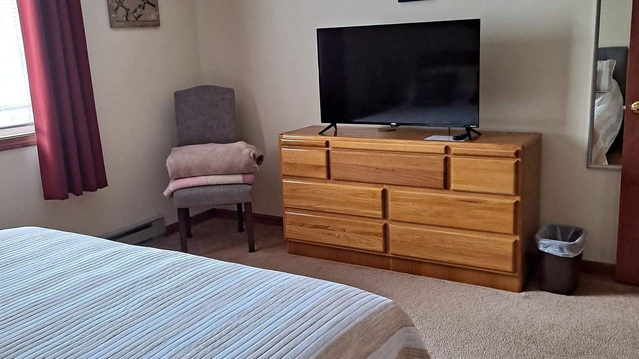 Photo of Bedroom in Center Conway