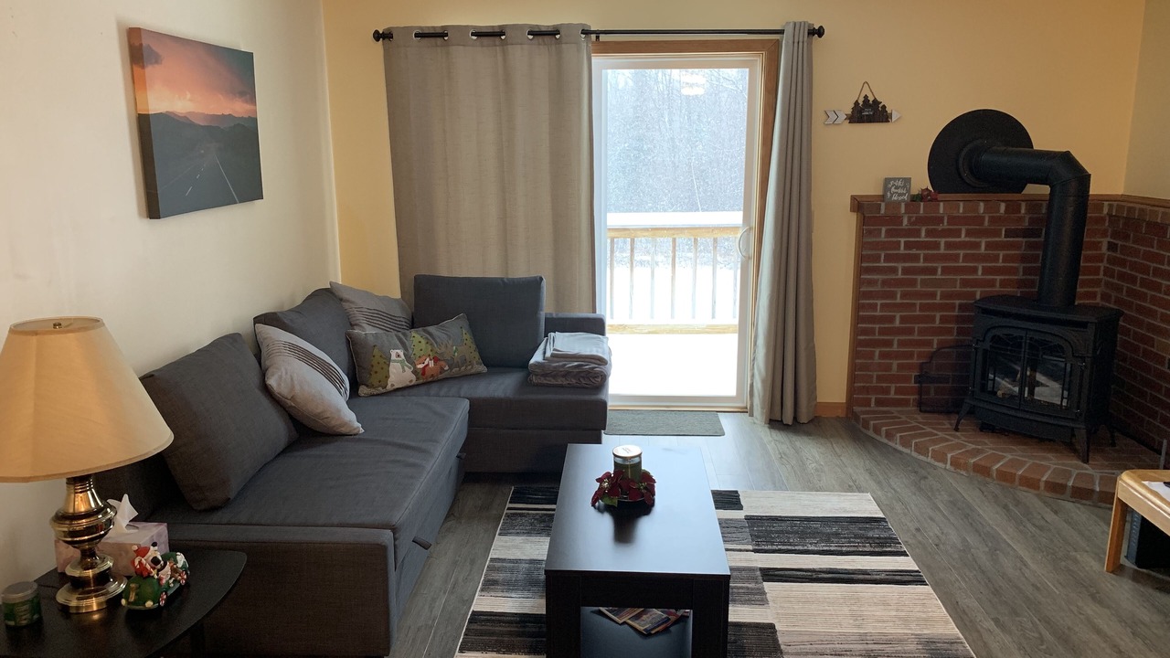 Photo of Livingroom in Center Conway