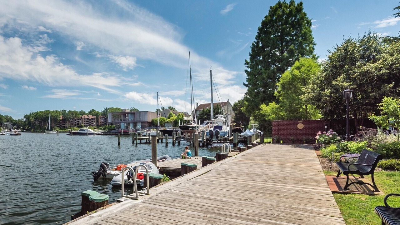 Photo of Others in Historic District
