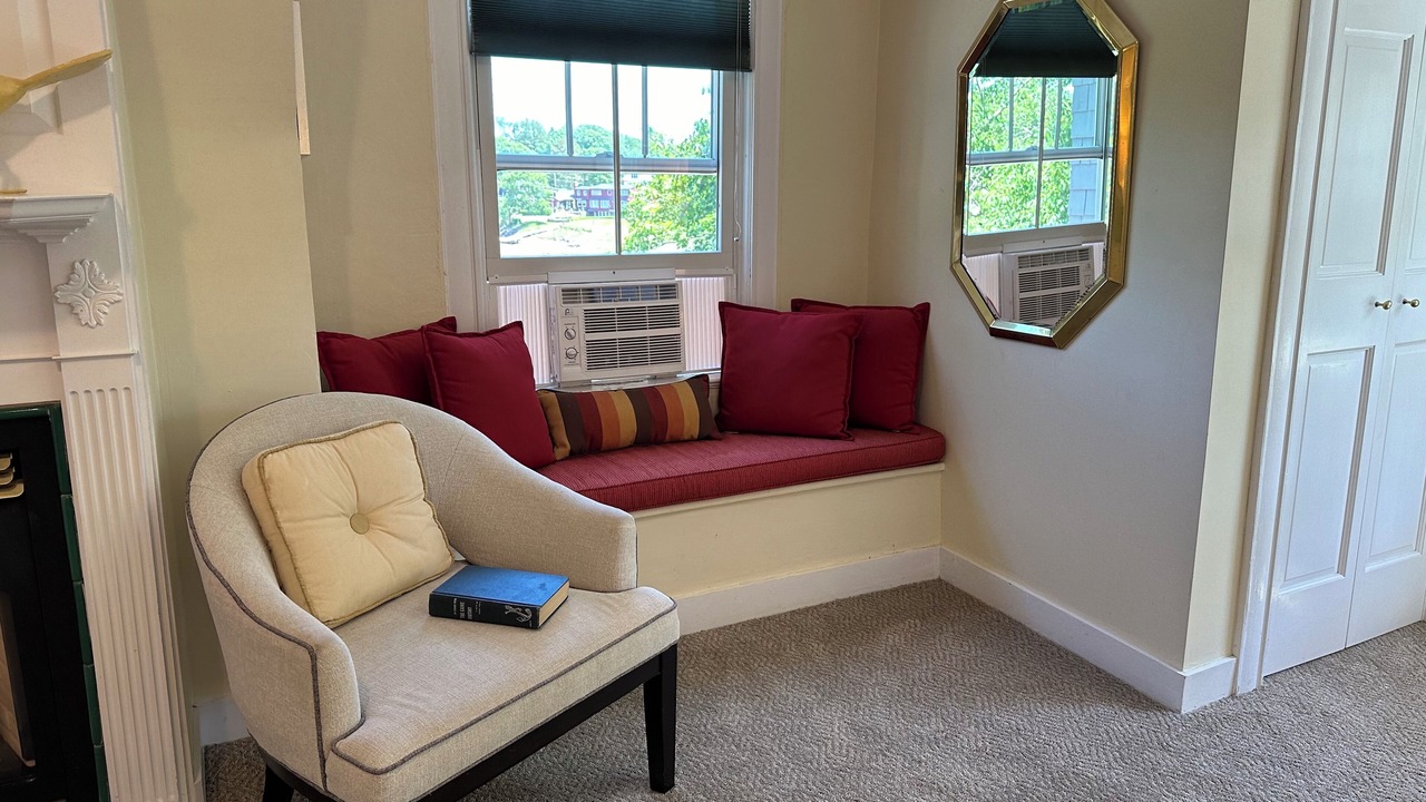 Photo of Livingroom in Kennebunk