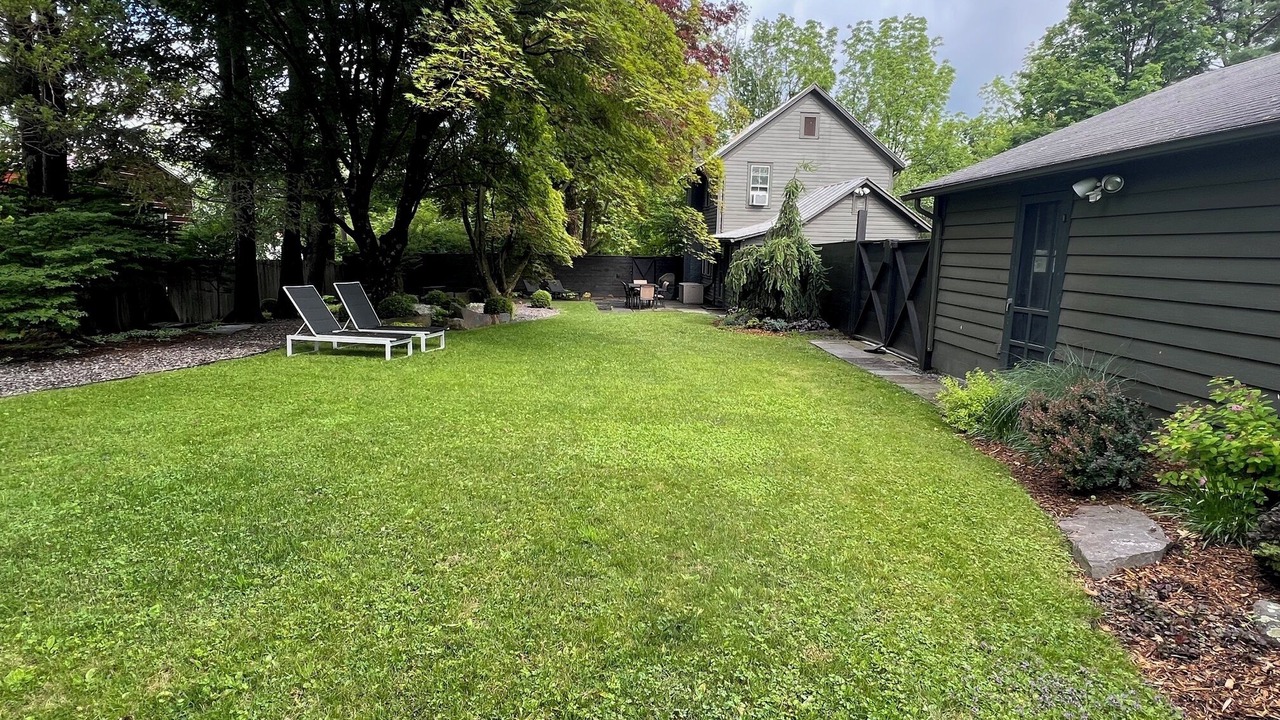Photo of Outdoor in Woodstock