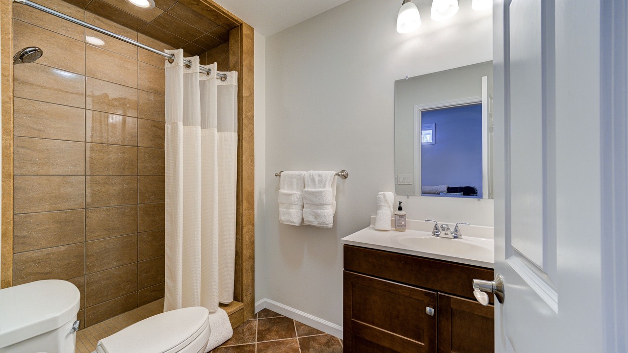 Photo of Bathroom in Holmes