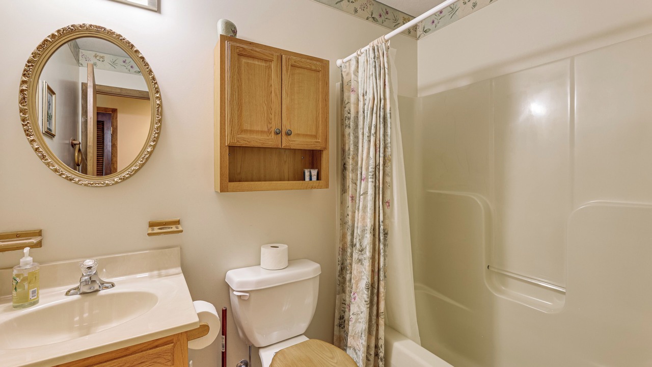 Photo of Bathroom in Doe Hill