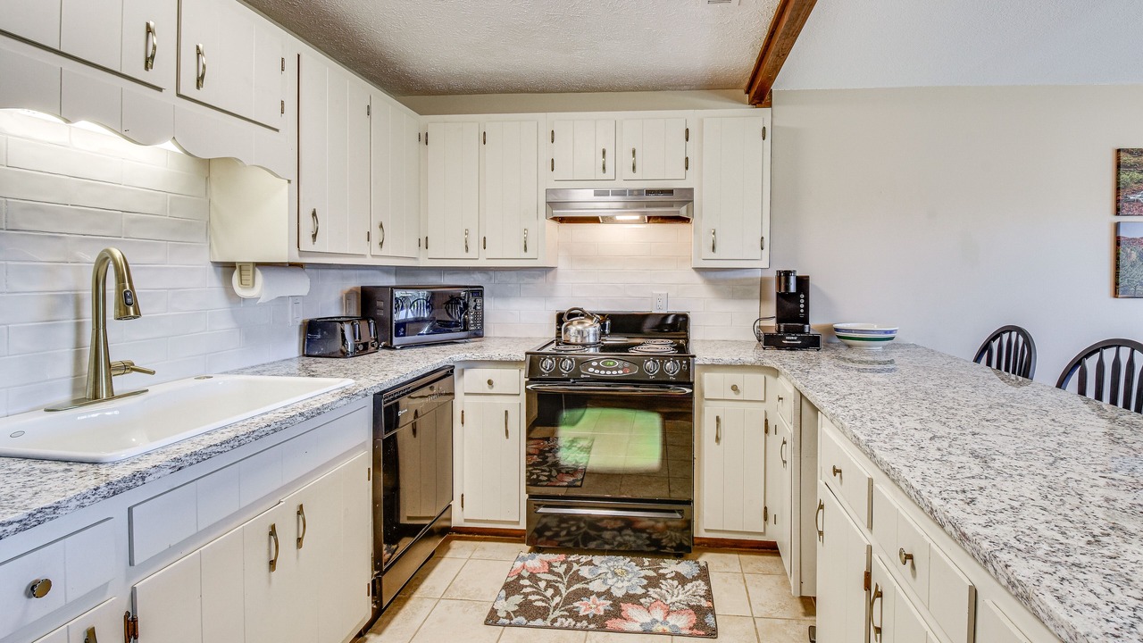 Photo of Kitchen in Sky Valley