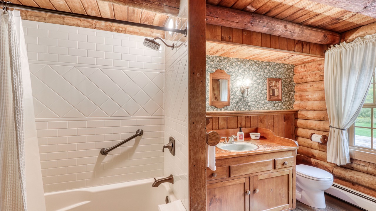 Photo of Bathroom in Lincoln