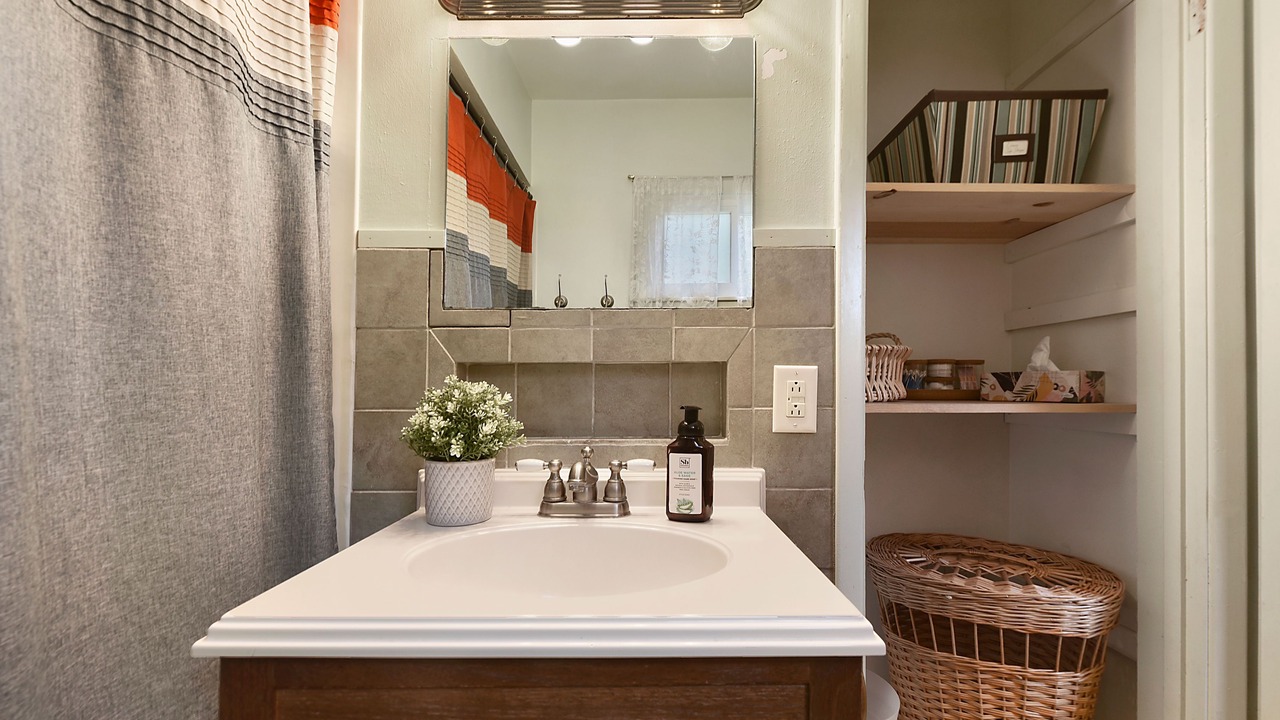 Photo of Bathroom in Colliers
